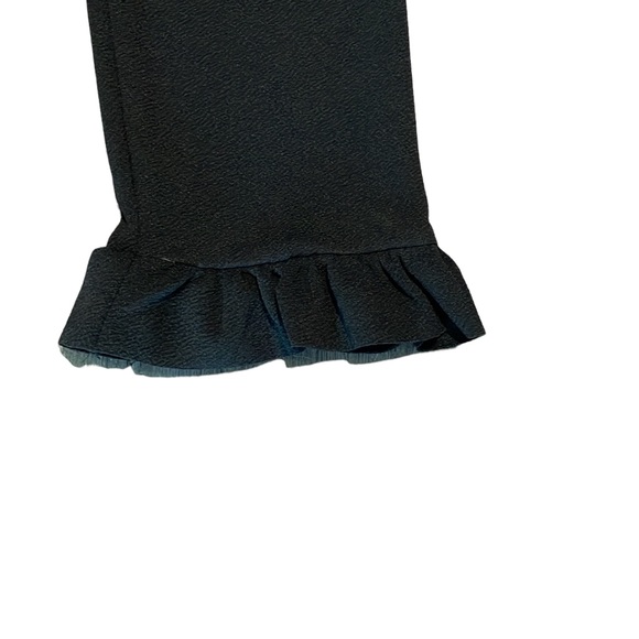 NWOT cropped ruffle trousers - Picture 6 of 8